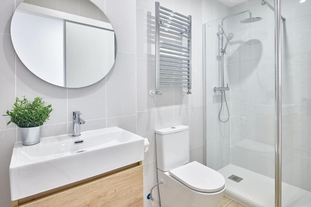 New.Apto-Ponzano. Luxe & Spacious 4Rooms 3Bathroom Madrid Exteriör bild